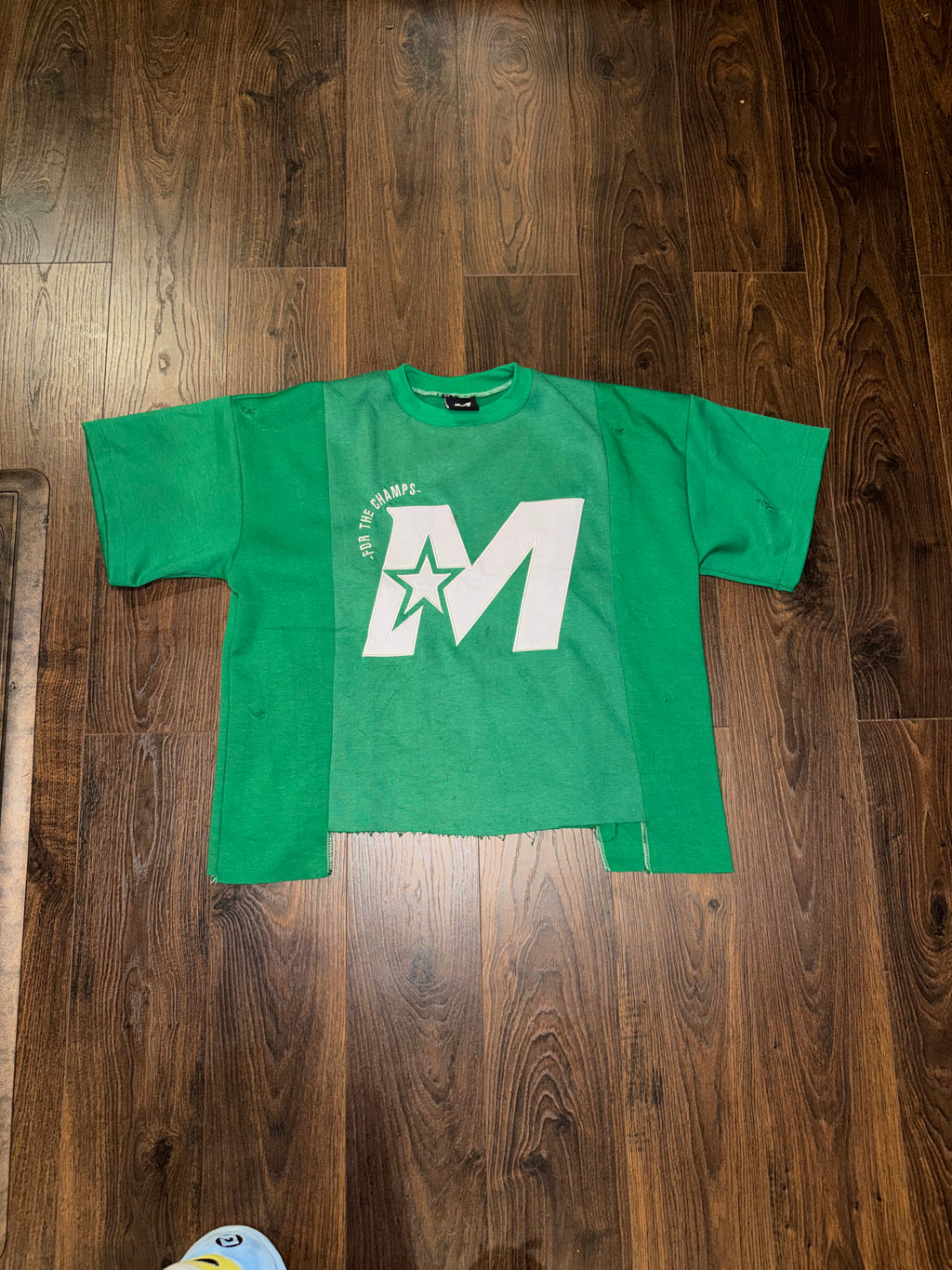 Meistari Panel Tee